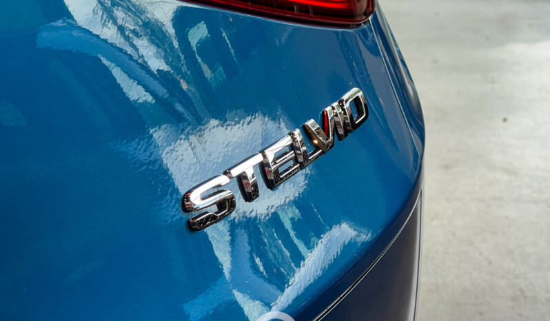 ALFA ROMEO STELVIO VELOCE 2022 lleno