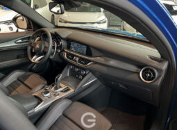 ALFA ROMEO STELVIO VELOCE 2022 lleno