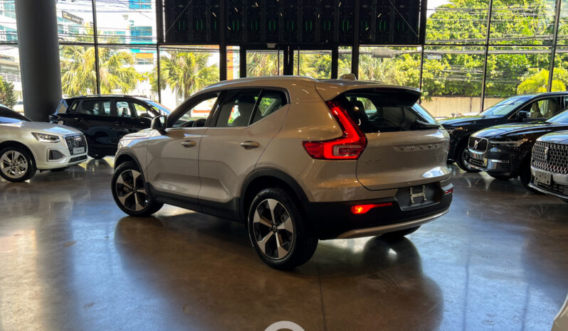 VOLVO XC40 B4 ULTIMATE 2024 lleno