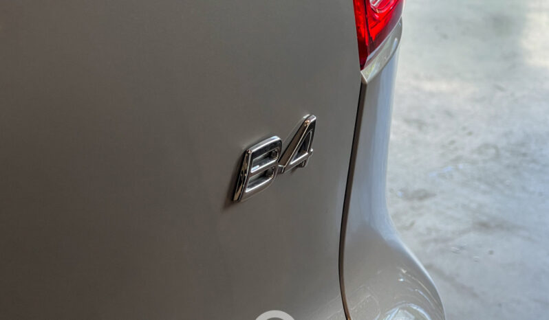 VOLVO XC40 B4 ULTIMATE 2024 lleno