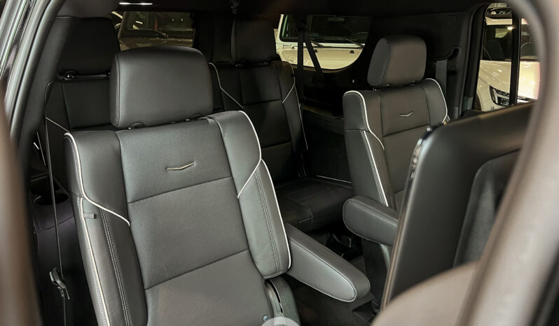CADILLAC ESCALADE ESV 600 2023 lleno