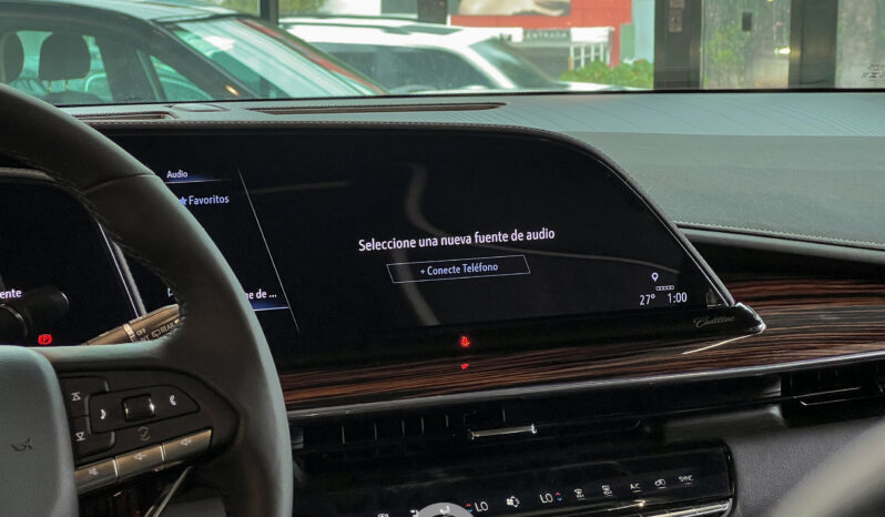 CADILLAC ESCALADE ESV 600 2023 lleno