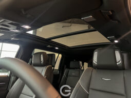 CADILLAC ESCALADE ESV 600 2023 lleno