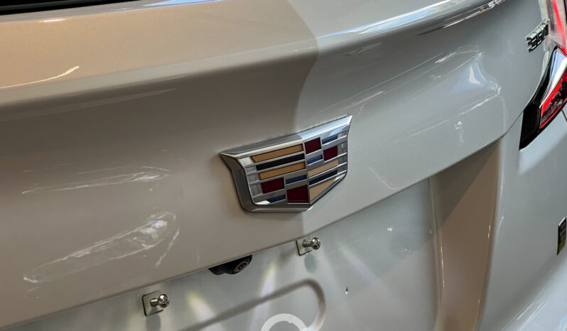 CADILLAC XT4 2023 lleno