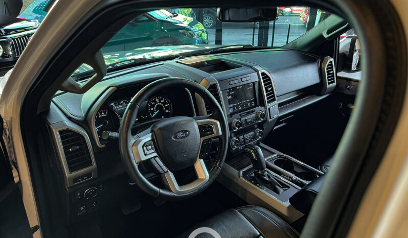 FORD F-150 FX4 LARIAT 2019 lleno