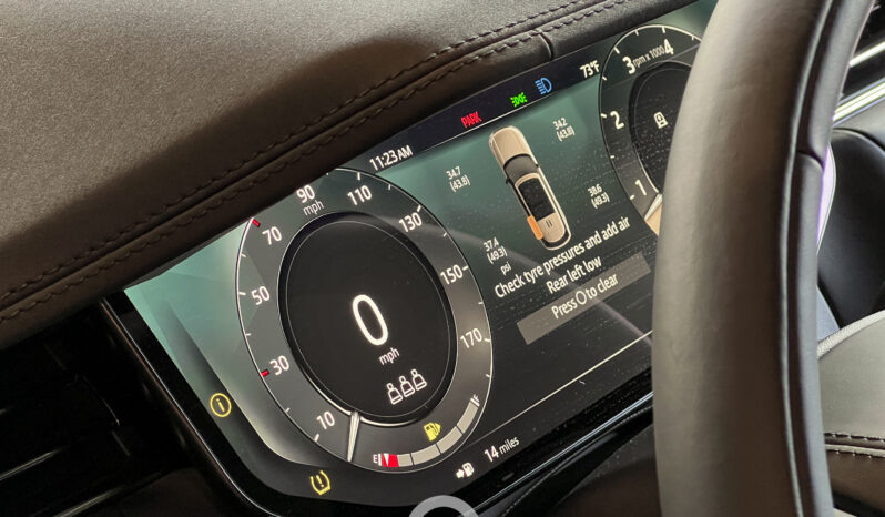 LAND ROVER RANGE ROVER SE 2023 lleno