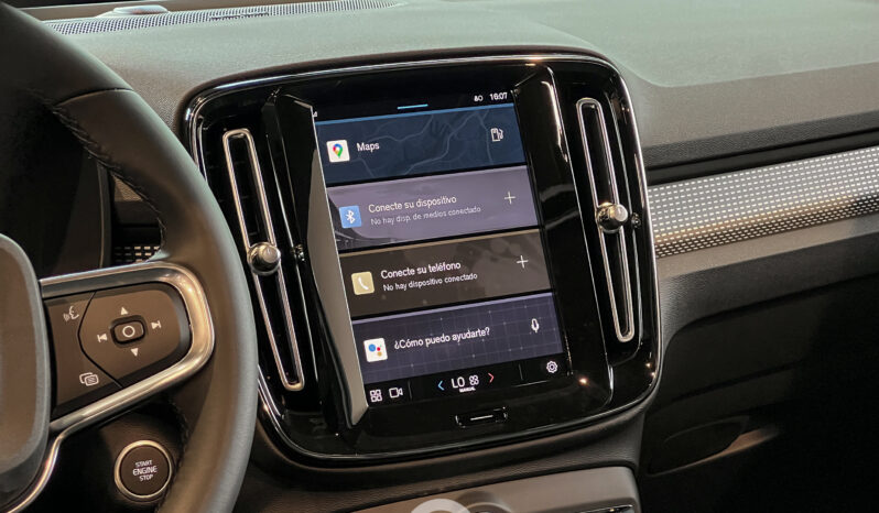 VOLVO XC40 B5 AWD 2024 lleno
