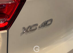 VOLVO XC40 B5 AWD 2024 lleno