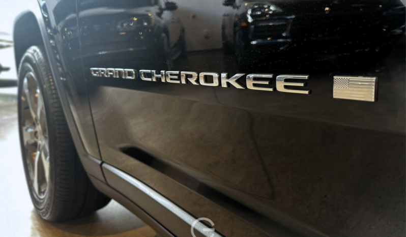 JEEP GRAND CHEROKEE LIMITED 2023 lleno