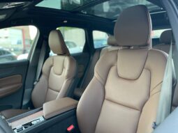 Volvo XC60 Plus B5 2024 lleno
