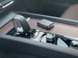 Volvo XC60 Plus B5 2024 lleno