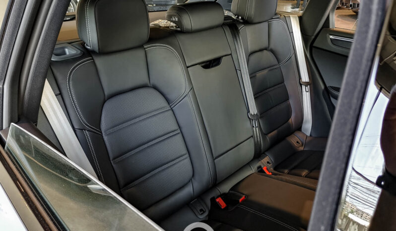 PORSCHE MACAN GTS 2024 lleno