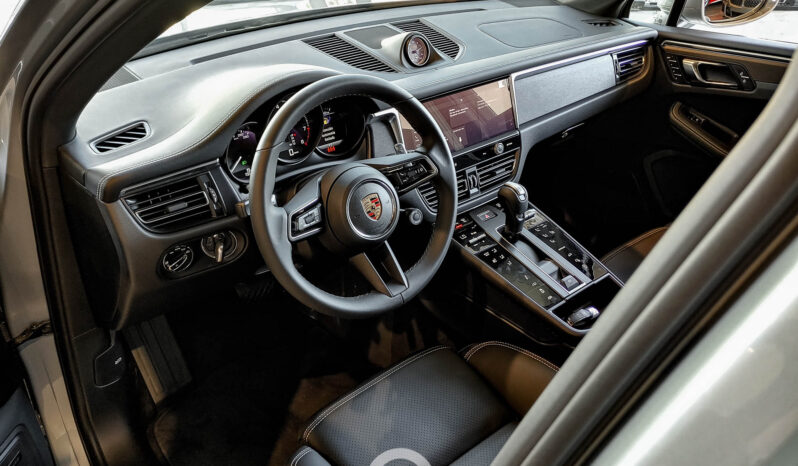 PORSCHE MACAN GTS 2024 lleno