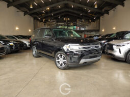 FORD EXPEDITION XLT 2024