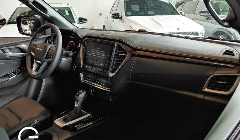 ISUZU D-MAX LSE 2024 lleno