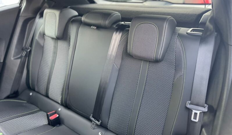 Peugeot 2008 GT Líne 2025 lleno