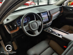 Volvo XC60 Plus B5 2024 lleno