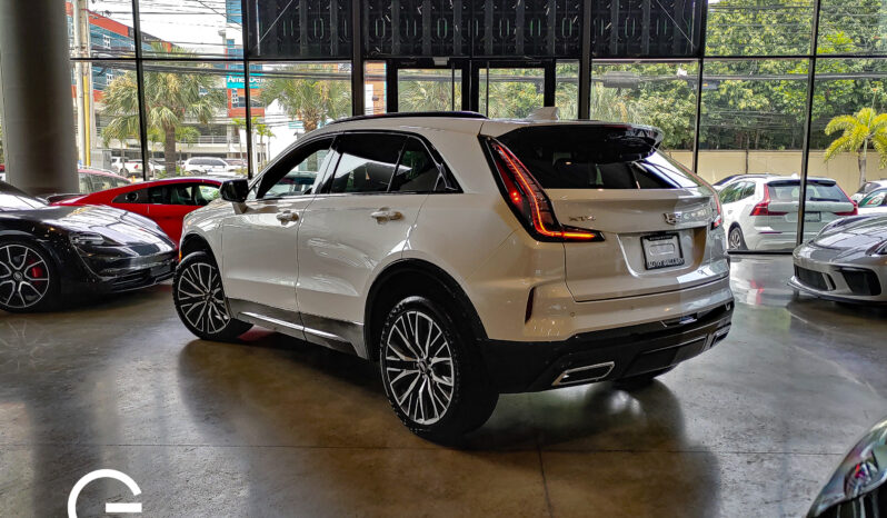 CADILLAC XT4 2024 lleno