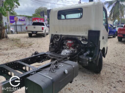 Hino 300 2024 19 Pies en Chasis lleno