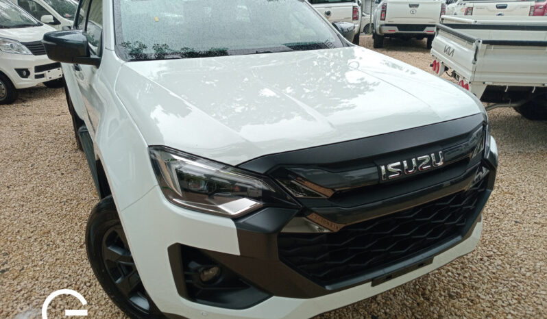 Isuzu DMAX LSE 2025 lleno