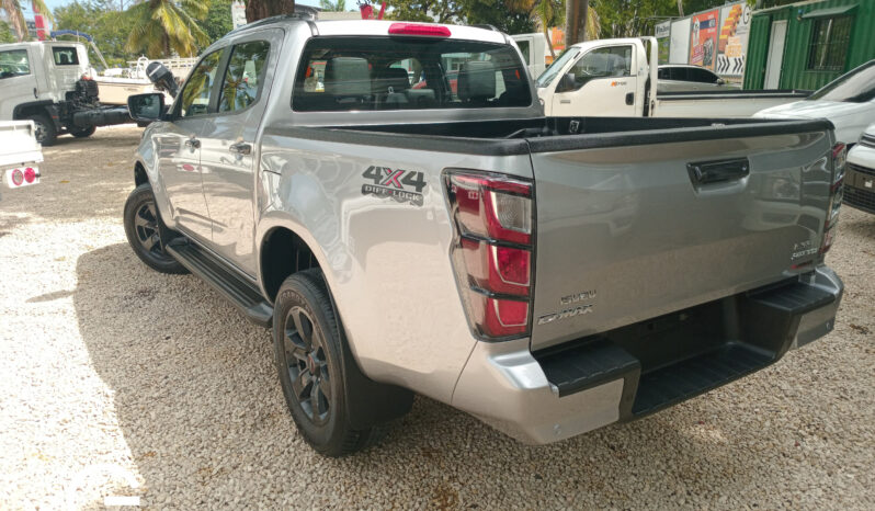 Isuzu DMAX LSE 2025 lleno