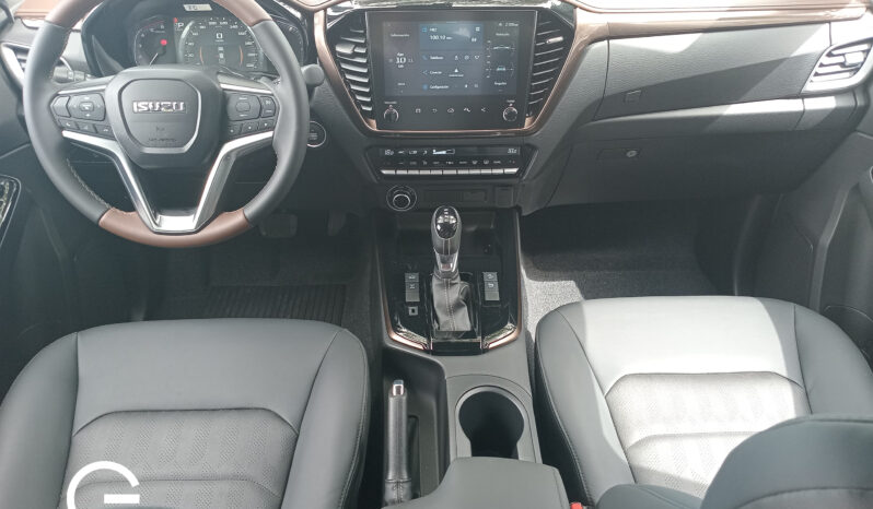 Isuzu DMAX LSE 2025 lleno