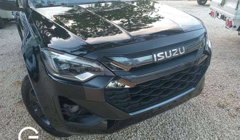 Isuzu DMAX LSE 2025 lleno