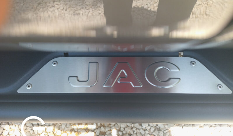 Jac T9 2025 lleno