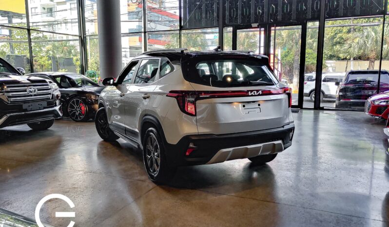 KIA SELTOS 2025 lleno