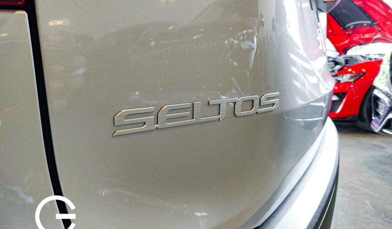 KIA SELTOS 2025 lleno