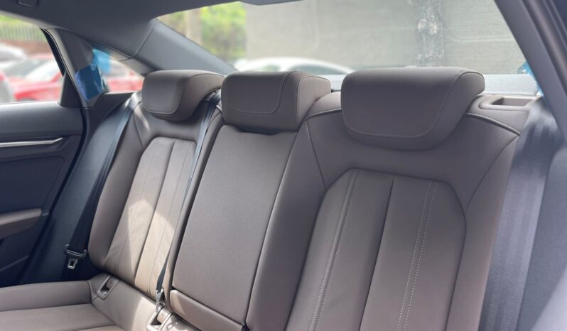 AUDI A3 2024 lleno
