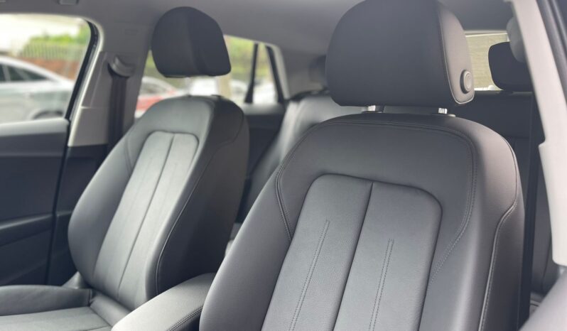 AUDI Q2 2024 lleno