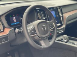 VOLVO XC60 B5 PLUS 2024 lleno