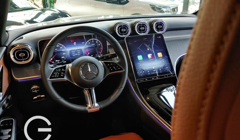 MERCEDES-BENZ GLC200 4MATIC 2025 lleno