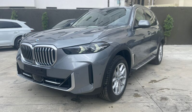 BMW X 5 X DRIVE 40i 2025 lleno