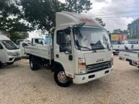 JAC HFC 1073 2025 14 PIES CON CAMA