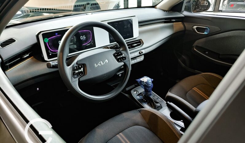 KIA K3 CROSS 2025 lleno