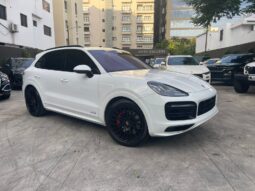 PORSCHE CAYENNE GTS 2022