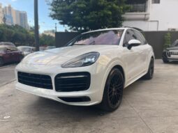 PORSCHE CAYENNE GTS 2022