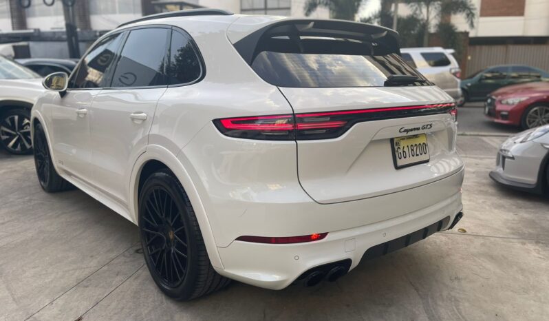 PORSCHE CAYENNE GTS 2022 lleno