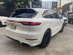 PORSCHE CAYENNE GTS 2022