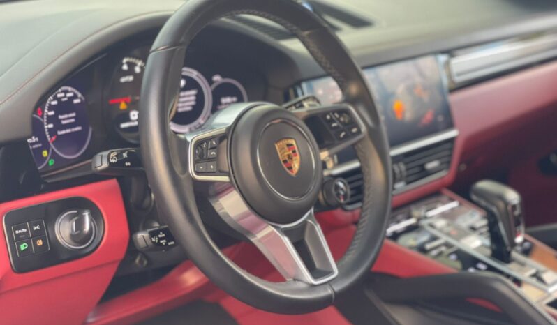 PORSCHE CAYENNE GTS 2022 lleno