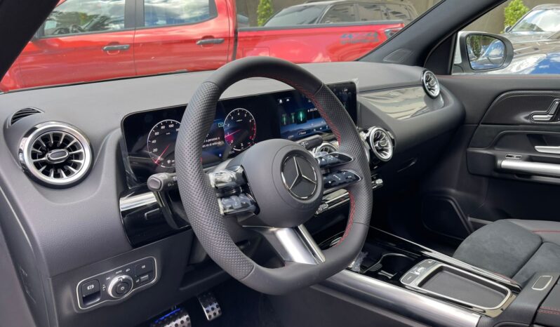 MERCEDES-BENZ CLASE GLA200 2025 lleno