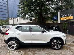Volvo XC40 Ultimate Dark B5 2024