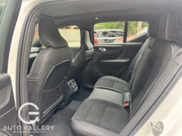 Volvo XC40 Ultimate Dark B5 2024 lleno