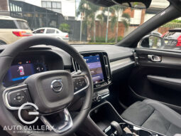 Volvo XC40 Ultimate Dark B5 2024 lleno