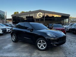 PORSCHE MACAN  2015