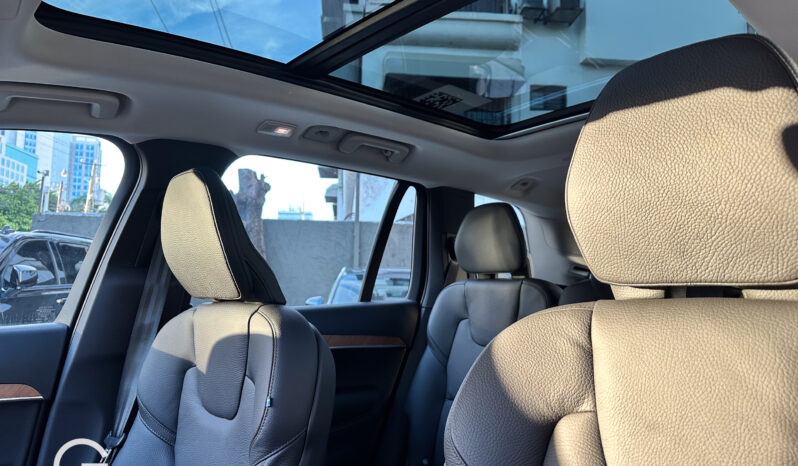 Volvo XC90 Plus Recharge 2025 lleno