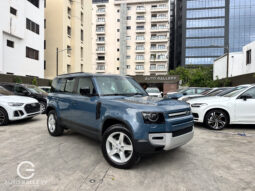 LAND ROVER DEFENDER 2025