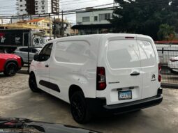 Citroen Berlingo 2022 lleno